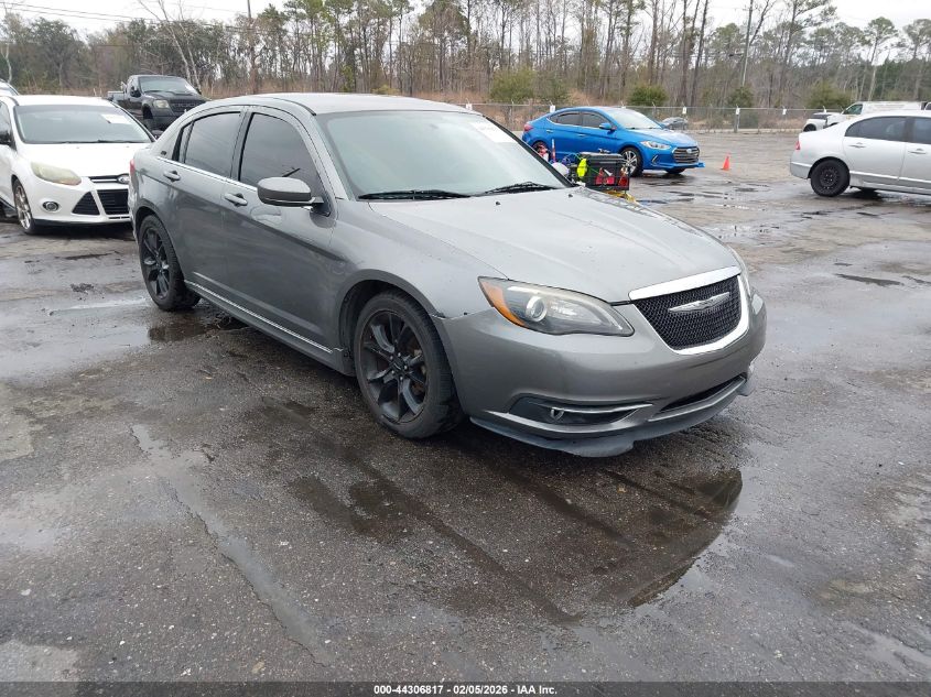 2013 Chrysler 200 Limited