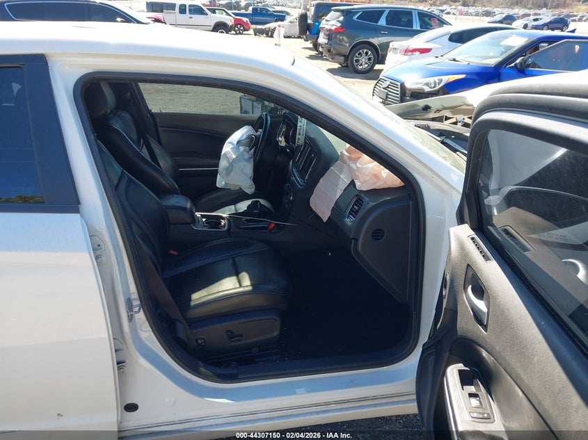 2020 Dodge Charger Sxt Rwd