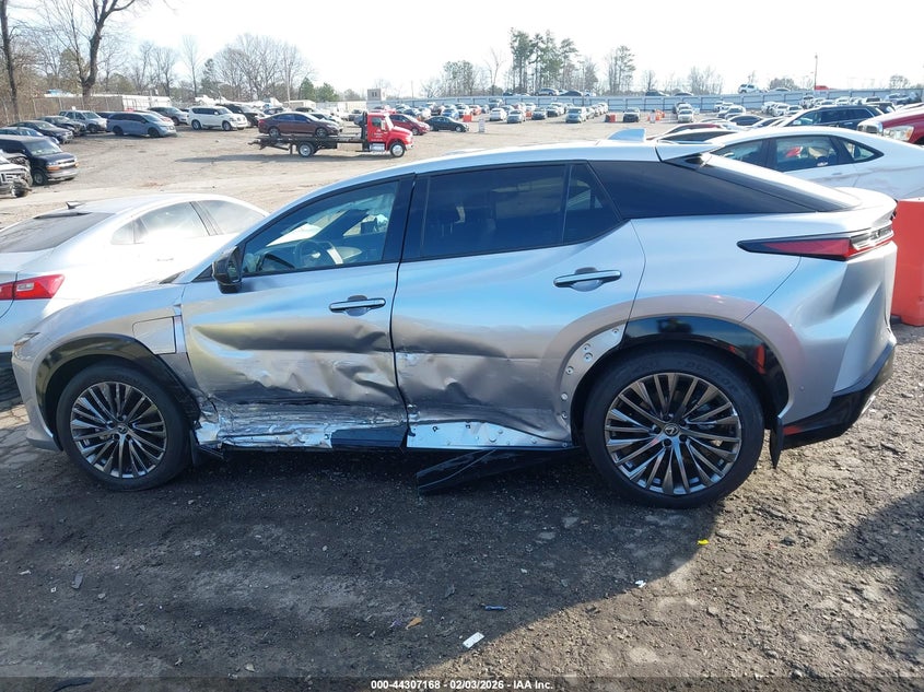 VIN JTJAAAAB4PA006134 2023 LEXUS RZ 450E LUXURY
