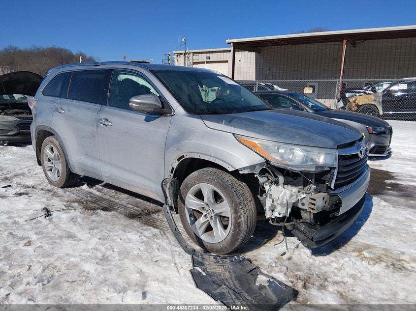 2016 Toyota Highlander Limited V6