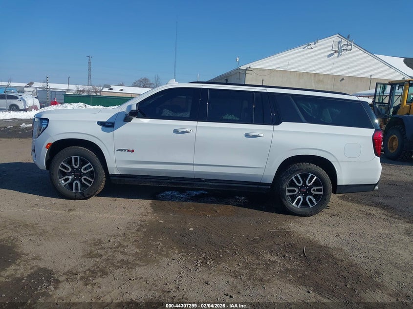 2022 GMC Yukon Xl At4 VIN: 1GKS2HKL0NR153932 Lot: 44307299