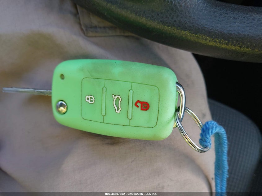 2010 Volkswagen Golf 4-Door VIN: WVWDB7AJ7AW297584 Lot: 44307302