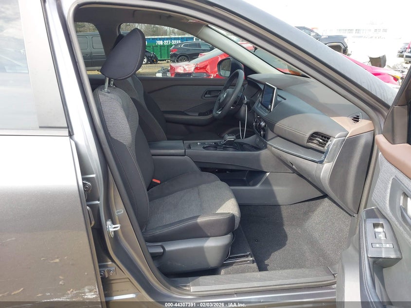 2021 Nissan Rogue S Fwd