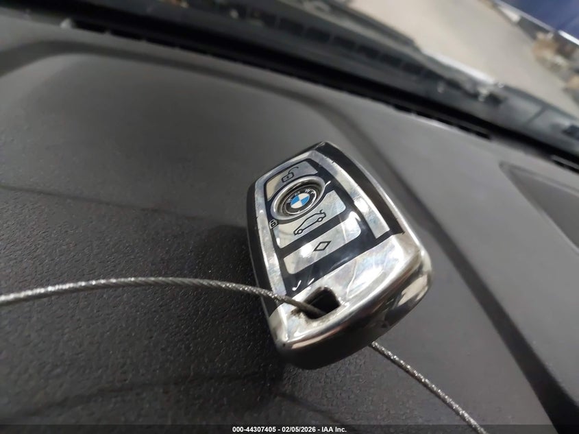 2015 BMW X3 xDrive28I VIN: 5UXWX9C59F0D51405 Lot: 44307405