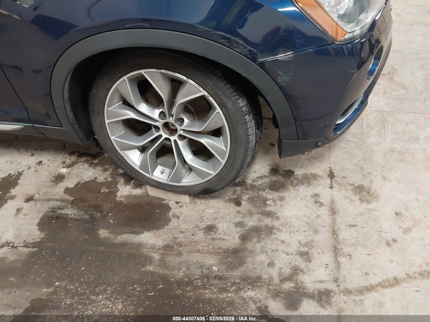 2015 BMW X3 xDrive28I VIN: 5UXWX9C59F0D51405 Lot: 44307405