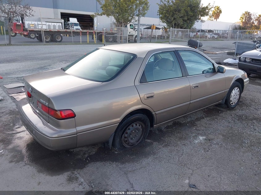 1999 Toyota Camry Le