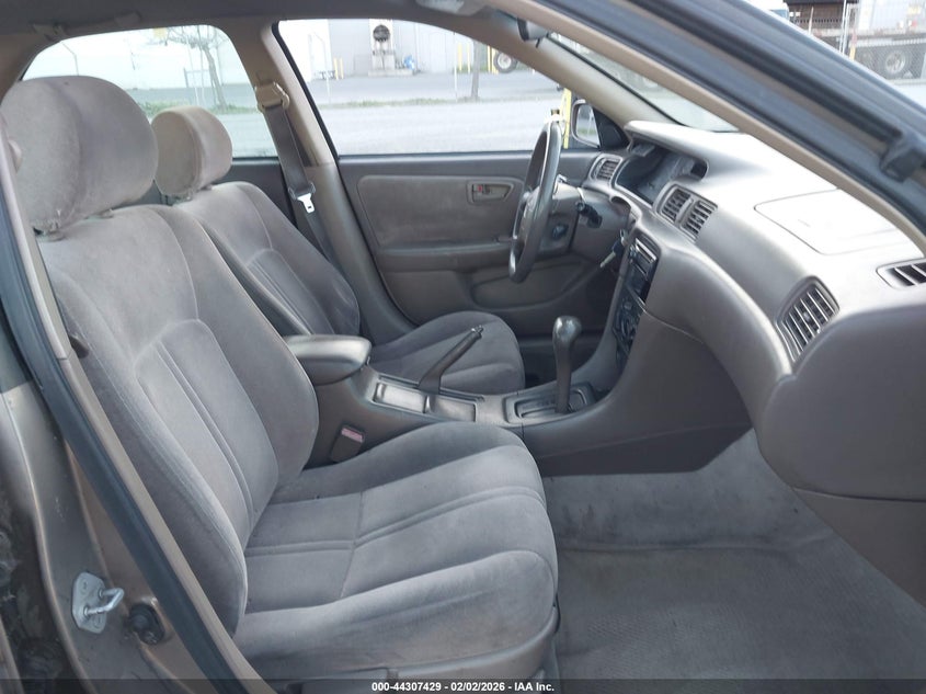 1999 Toyota Camry Le