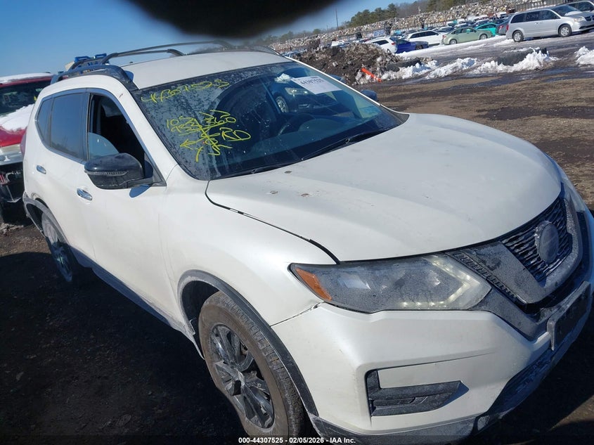 2018 Nissan Rogue Sv