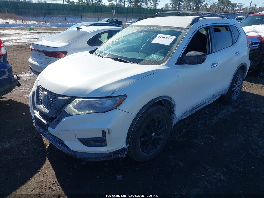 2018 Nissan Rogue Sv