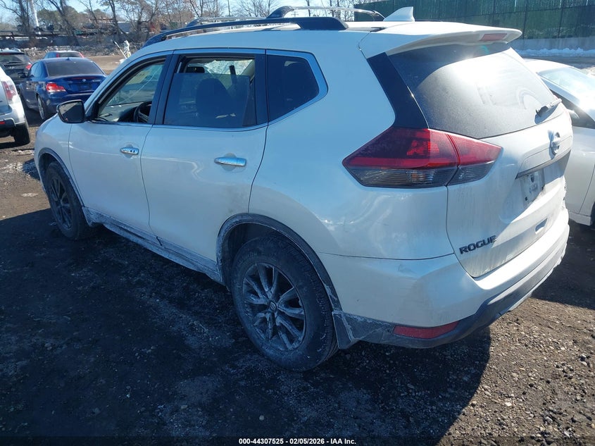 2018 Nissan Rogue Sv