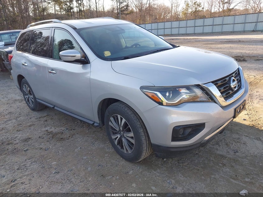 2017 Nissan Pathfinder S