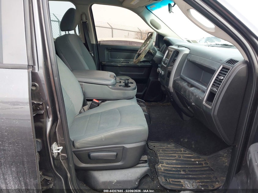 2018 Ram 1500 Express 4X4 5'7 Box