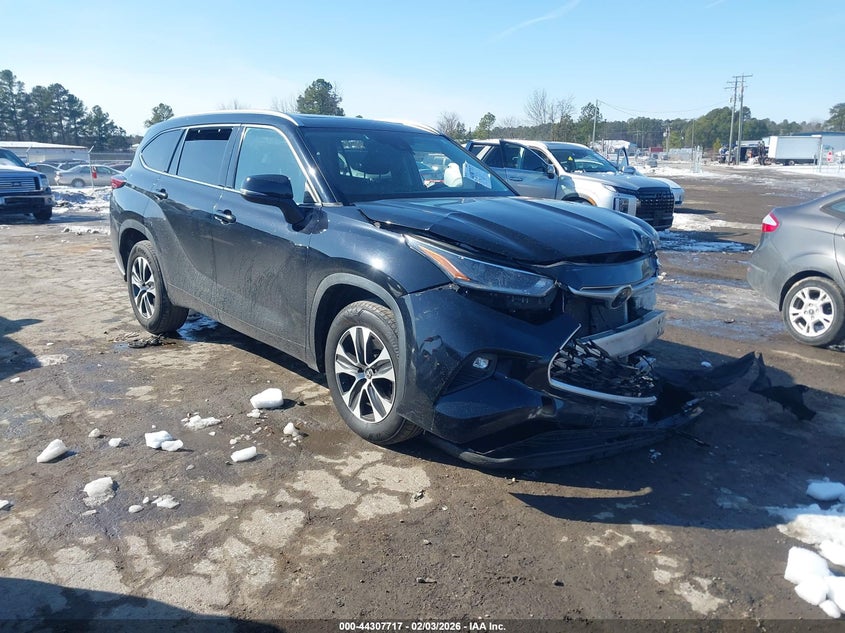 2021 Toyota Highlander Xle