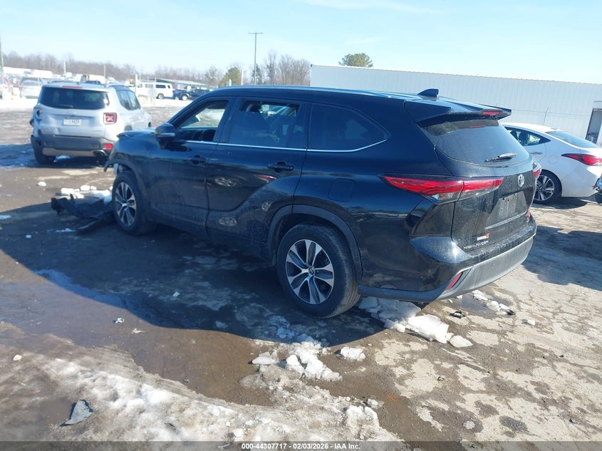 2021 Toyota Highlander Xle