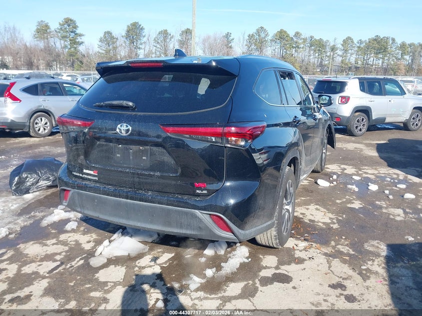 2021 Toyota Highlander Xle