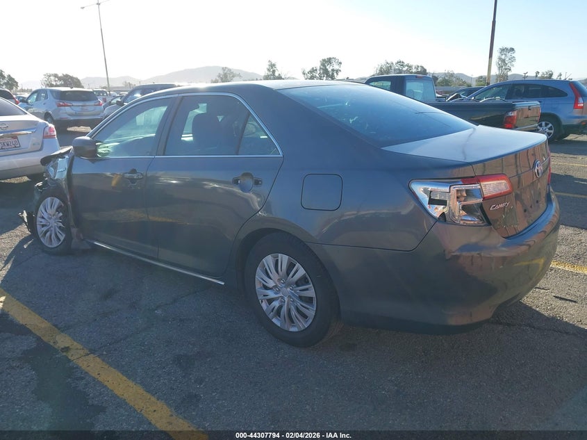 2013 Toyota Camry Hybrid Le