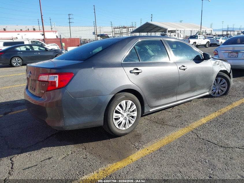 2013 Toyota Camry Hybrid Le