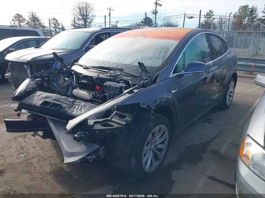 2020 Tesla Model X Long Range Dual Motor All-Wheel Drive/Long Range Plus Dual Motor All-Wheel Drive