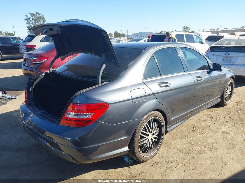 2013 Mercedes-Benz C 250 Sport