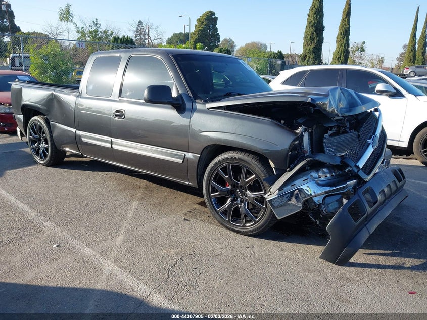 2003 CHEVROLET SILVERADO 1500 LS