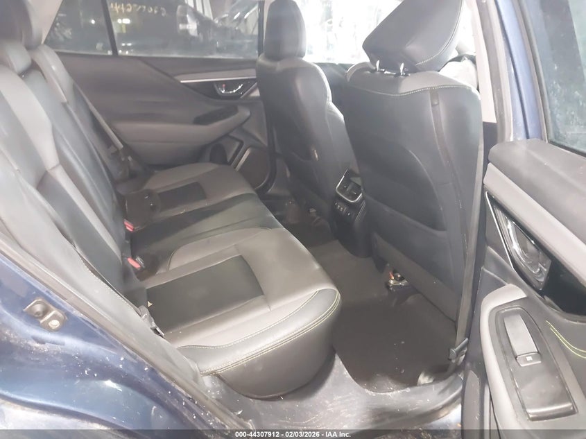 2020 SUBARU OUTBACK auction photo 8