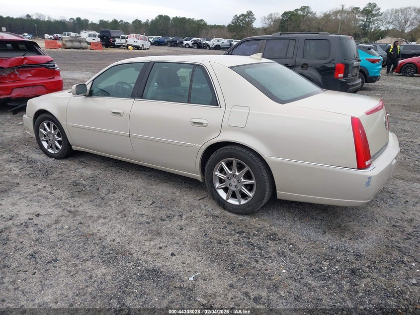 2011 Cadillac Dts Luxury Collection