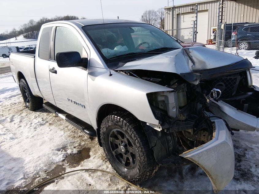 2005 Nissan Titan Xe