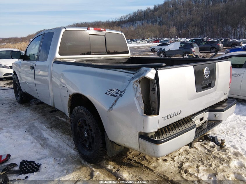 2005 Nissan Titan Xe