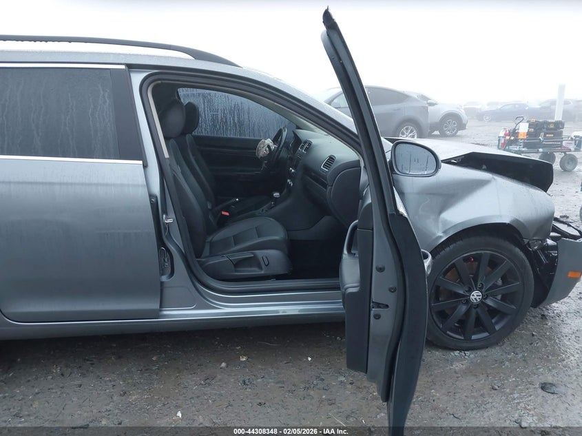 2011 Volkswagen Jetta Sportwagen 2.0L Tdi