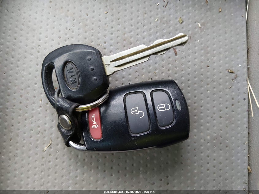 2008 Kia Sedona Ex/Lx VIN: KNDMB233886257848 Lot: 44308434