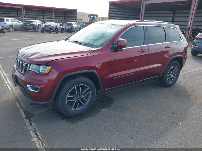 2019 Jeep Grand Cherokee Laredo E 4x2 1C4RJEAG8KC555809 photo 1