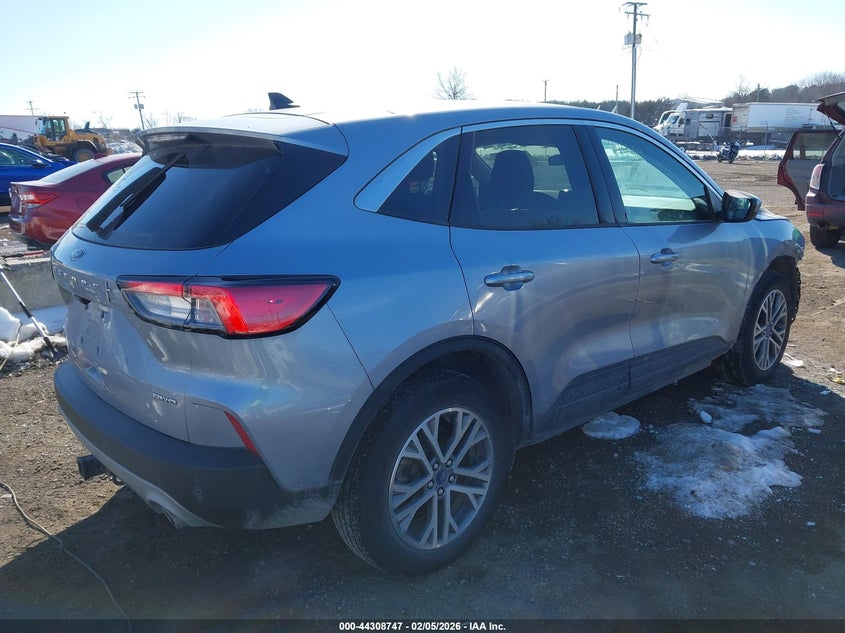 2022 Ford Escape Sel