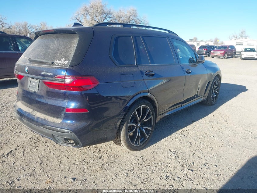 VIN 5UXCW2C08N9M85394 2022 BMW X7 XDRIVE40I