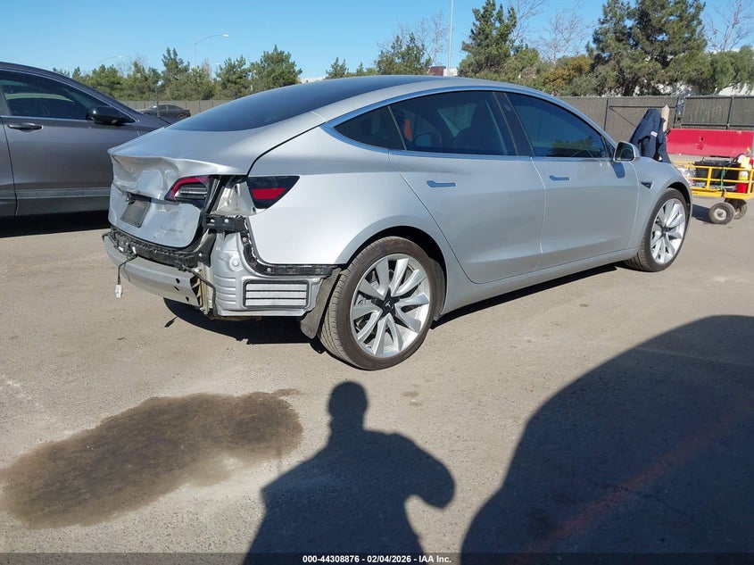 2019 Tesla Model 3 Long Range/Performance