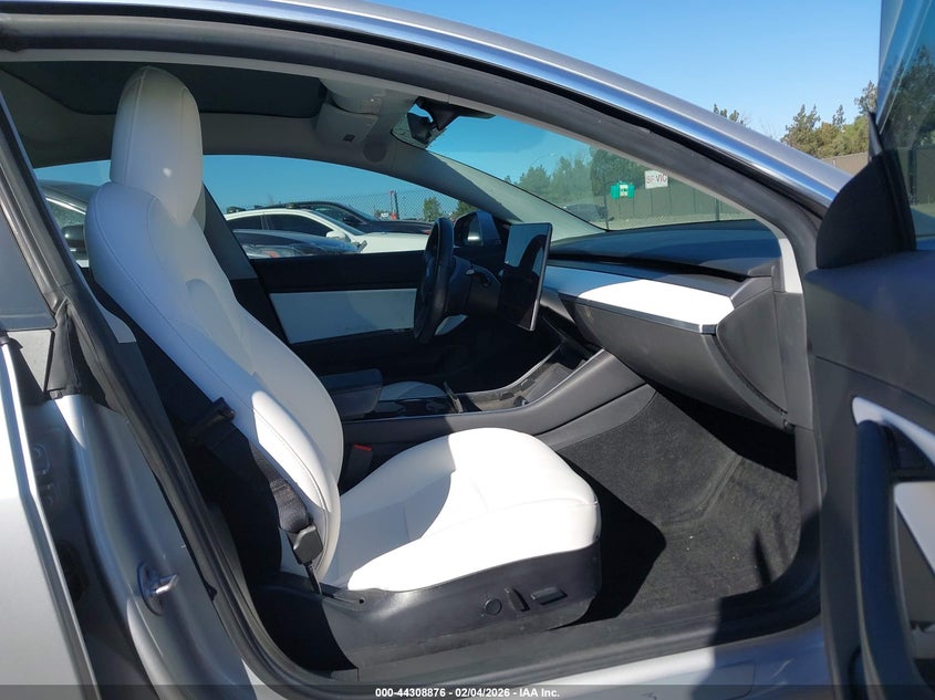 2019 Tesla Model 3 Long Range/Performance