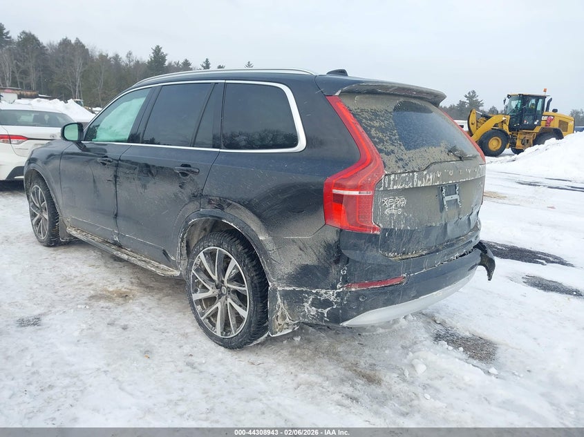2022 Volvo Xc90 T6 Momentum 6 Passenger