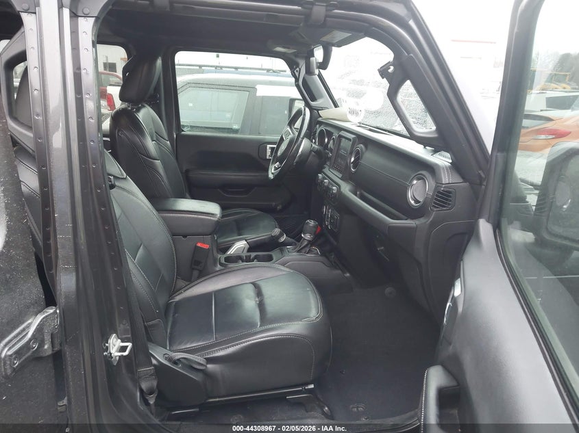 2020 Jeep Wrangler Unlimited Sahara 4X4