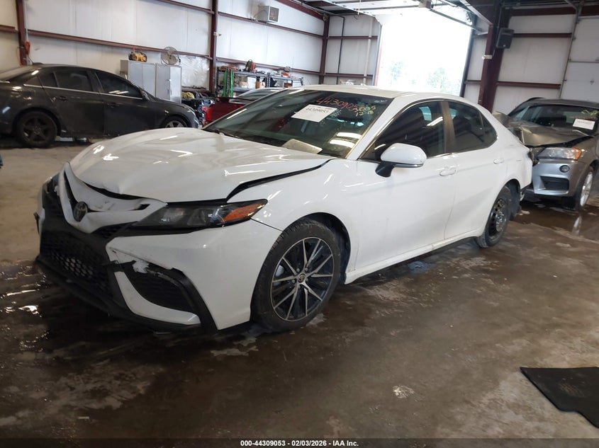 2022 Toyota Camry Se