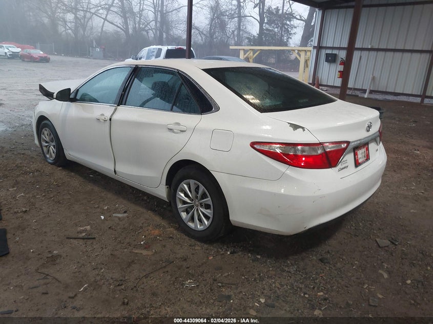 2016 Toyota Camry Le
