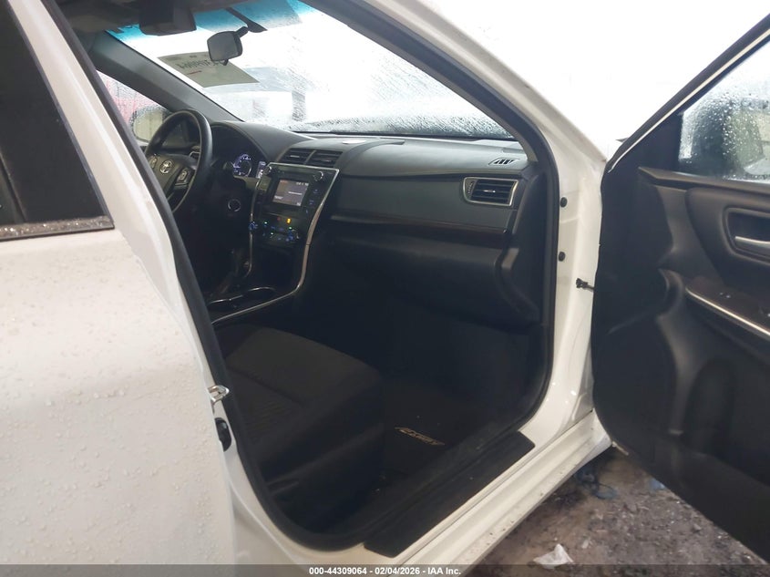 2016 Toyota Camry Le