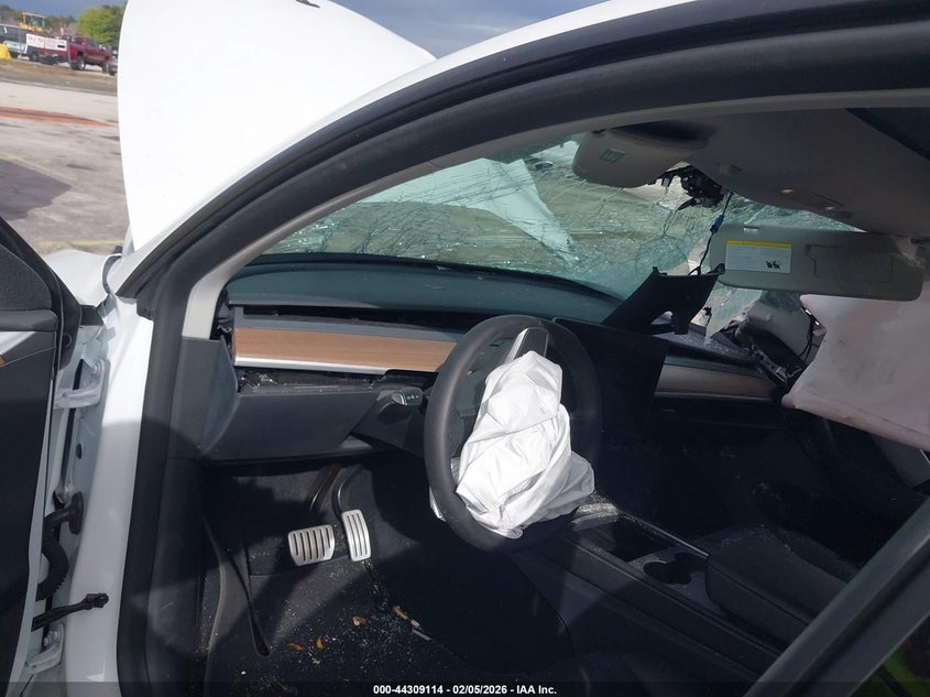 2023 Tesla Model Y Performance Dual Motor All-Wheel Drive