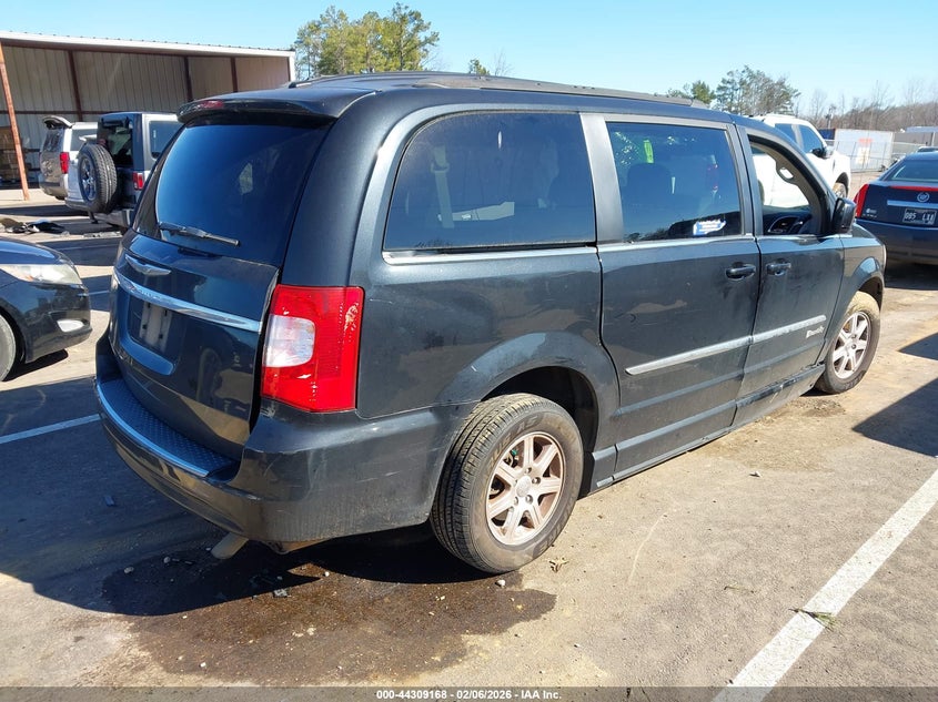 2011 Chrysler Town & Country Touring