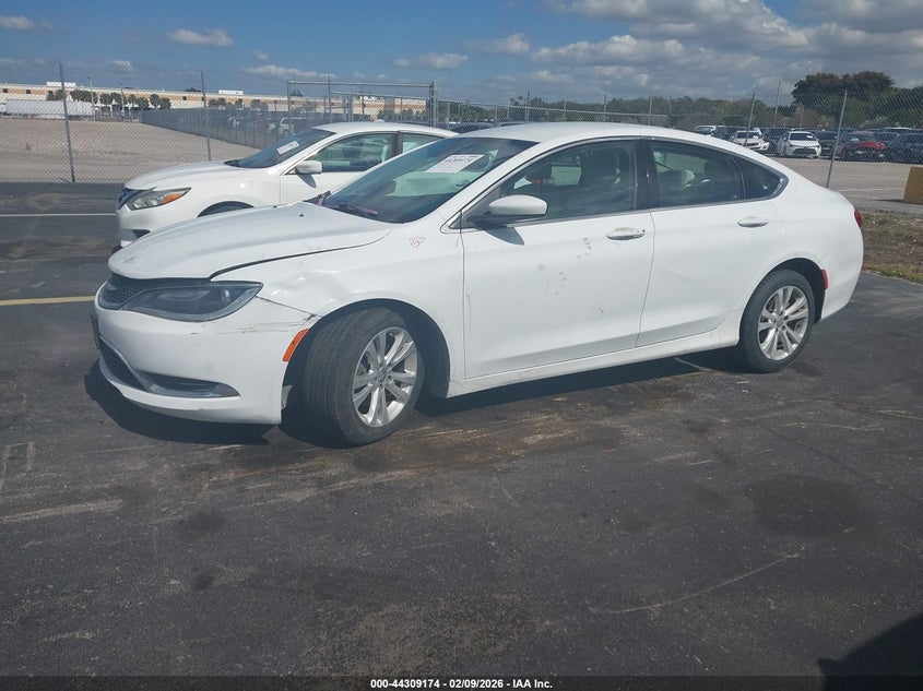 2016 Chrysler 200 Limited