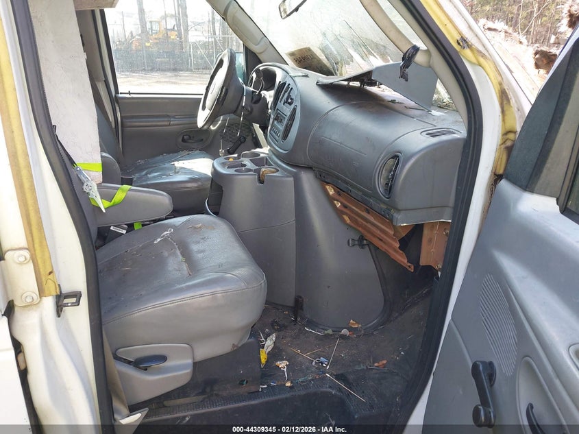 2005 Ford Econoline Commercial/Recreational