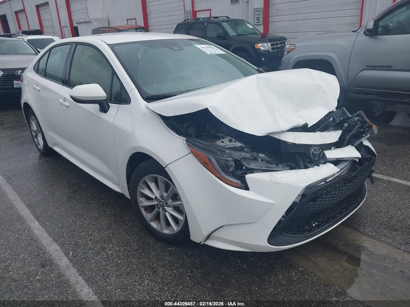 JTDVPMAE2N3024096 2022 Toyota Corolla Le auction photo 1