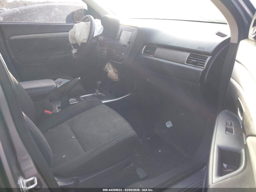 2018 Mitsubishi Outlander Es