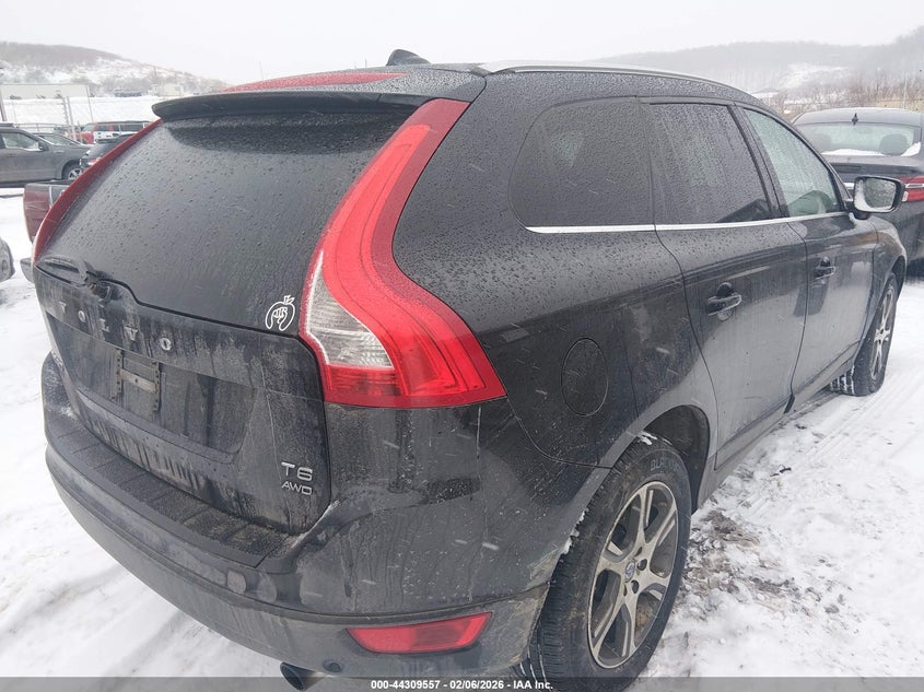 2012 Volvo Xc60 T6 R-Design