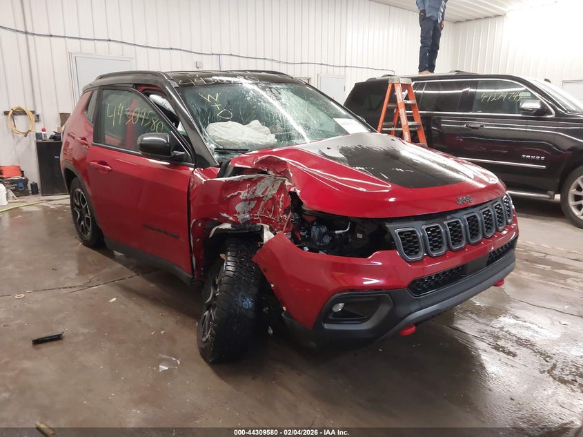 2025 Jeep Compass Trailhawk 4X4