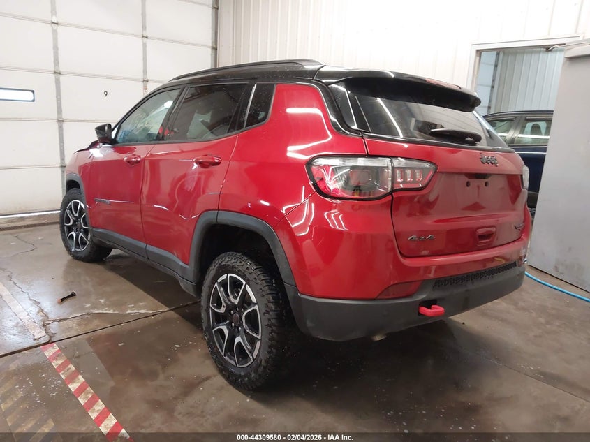 2025 Jeep Compass Trailhawk 4X4