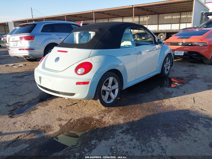 2010 Volkswagen New Beetle 2.5L Final Edition